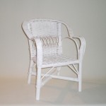 Comprar Sillón infantil de mimbre lacado modelo ARMADURA en CesteriaGretel.Com