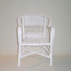 Comprar Sillón infantil de mimbre lacado modelo ARMADURA en CesteriaGretel.Com