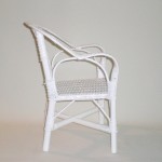 Comprar Sillón infantil de mimbre lacado modelo ARMADURA en CesteriaGretel.Com