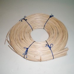 Comprar Médula de caña de 2,5 mm. 1 KILO en CesteriaGretel.Com