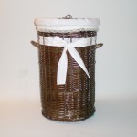 Comprar Ropero de mimbre de 70 color nogal con puntilla en CesteriaGretel.Com