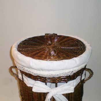 Comprar Ropero de mimbre de 70 color nogal con puntilla en CesteriaGretel.Com