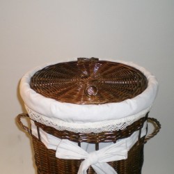 Comprar Ropero de mimbre de 70 color nogal con puntilla en CesteriaGretel.Com