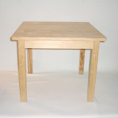 Comprar Mesa infantil cuadrada en CesteriaGretel.Com