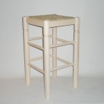 Comprar Taburete para encimera, con cerco, sin barnizar en CesteriaGretel.Com