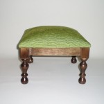 Comprar Escabel cuadrado color nogal en CesteriaGretel.Com