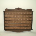 Comprar Dedalero para 102 dedales color nogal en CesteriaGretel.Com