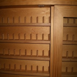 Comprar Dedalero barnizado para 300 dedales en CesteriaGretel.Com