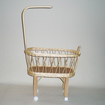 Comprar Cuna muñeca de mimbre con dosel en CesteriaGretel.Com