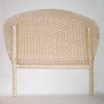 Cabecero de tireta de mimbre