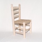 Silla chata tejida, en crudo