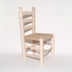 Silla chata tejida, en crudo