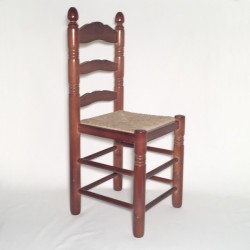 Silla mesonera color nogal