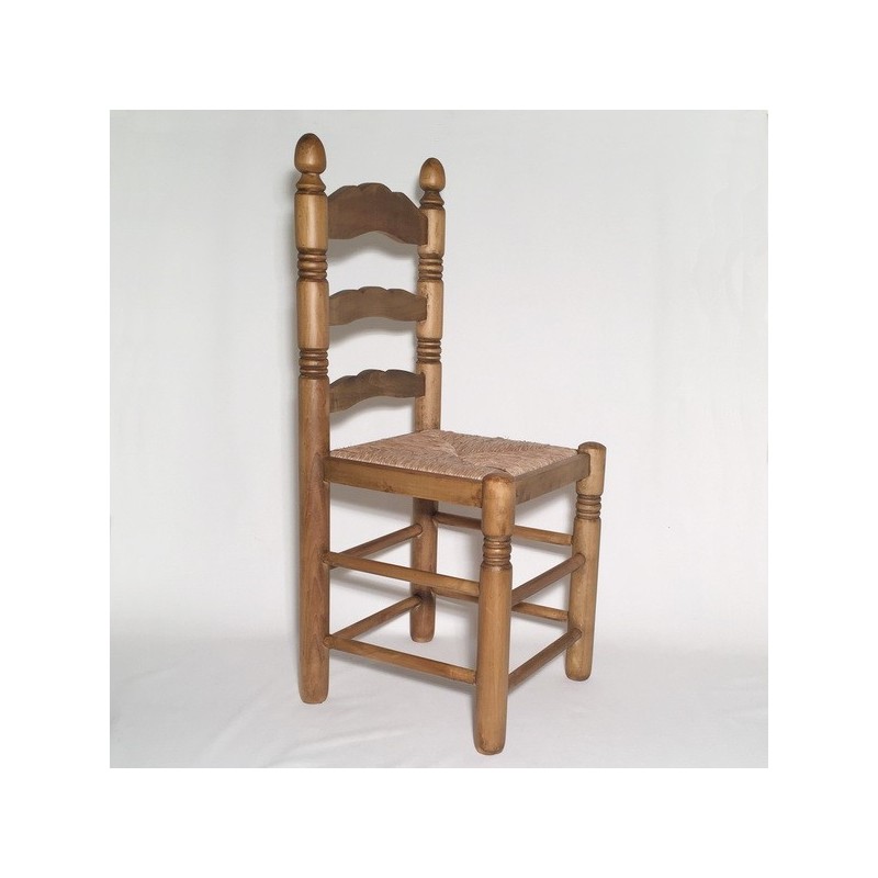 Silla mesonera envejecido