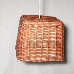 Lámpara mimbre 27x27