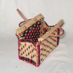 Bolso de junco con cierre