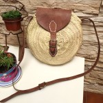 Bolso bandolera redondo solapa cuero