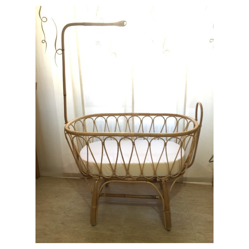 Cuna oval caña c/colchón