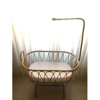 Cuna oval caña c/colchón