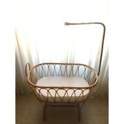 Cuna oval caña c/colchón