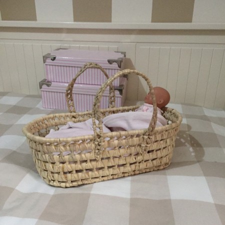 Capazo de palma mini para muñeco