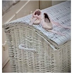 Baúl con tapa curva