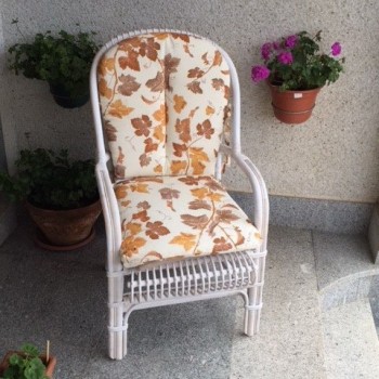 Sillón bambú blanco c/tapicería