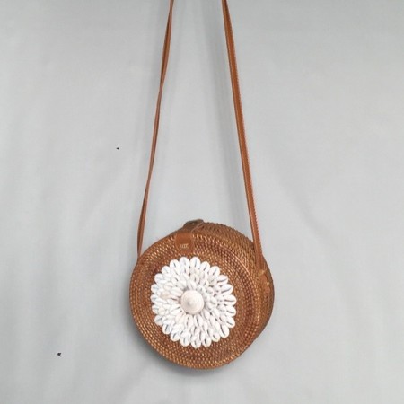 Bolso rattán caracola