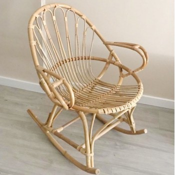 Mecedora de caña PERA