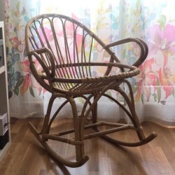 Mecedora de caña PERA