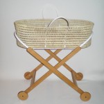 Comprar Moisés de palma con pata de madera en CesteriaGretel.Com