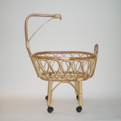 Comprar Cuna de juguete de caña con dosel en CesteriaGretel.Com