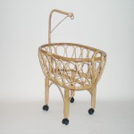 Comprar Cuna de juguete grande de caña con dosel en CesteriaGretel.Com