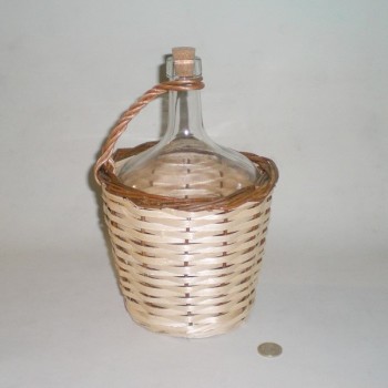Comprar Garrafa de cristal o damajuana forrada de mimbre en CesteriaGretel.Com