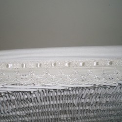 Comprar Bandeja para plancha blanca lazo en CesteriaGretel.Com